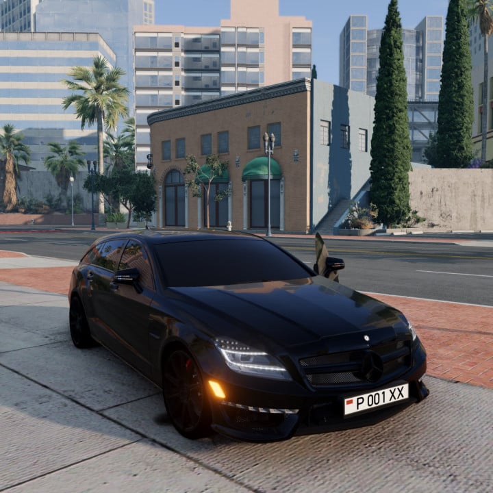 Mercedes Benz CLS 63 AMG