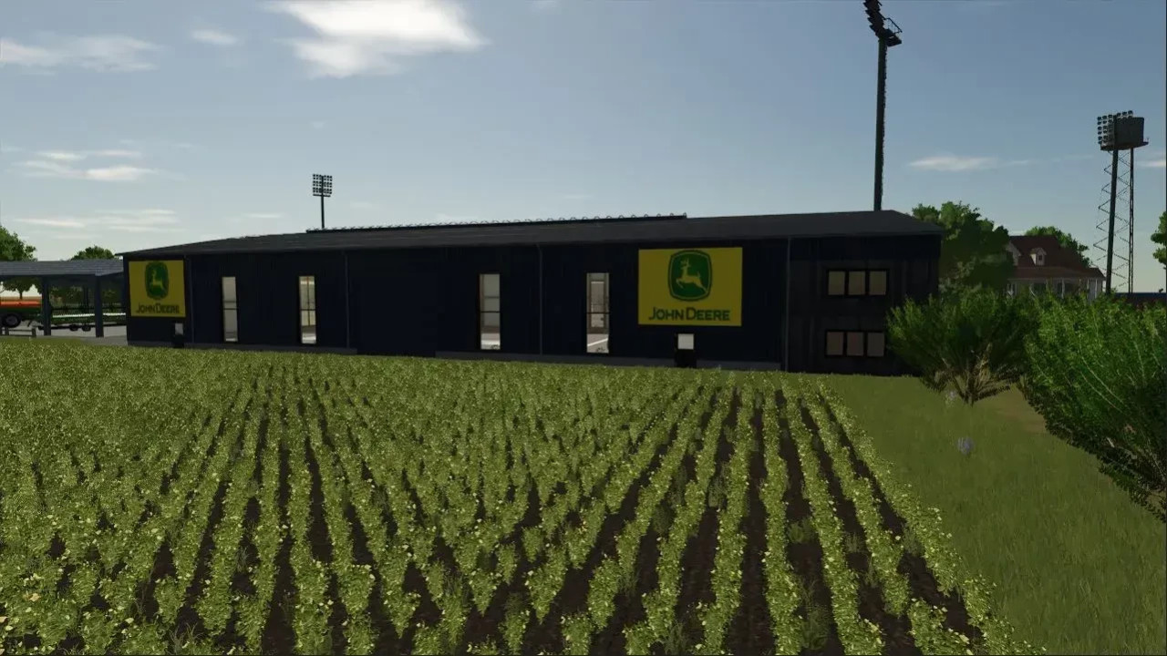 John Deere Hangar with Workshop