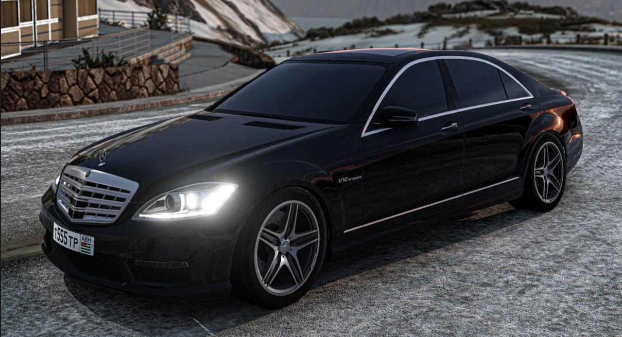 Mods Car Mercedes-Benz S W221 For Beamng Drive