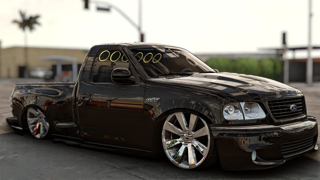 Ford SVT Lightning