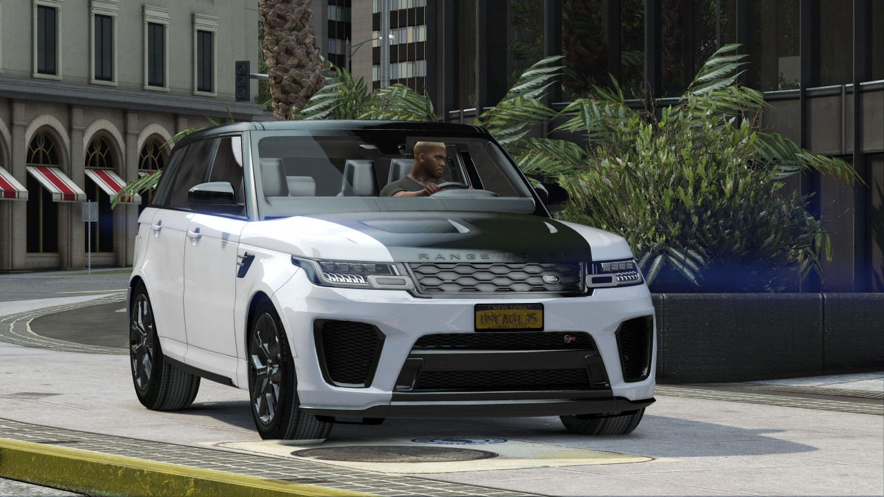 2018 Range Rover Sport SVR