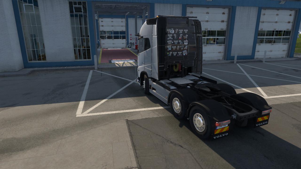 Iveco S Way and Volvo FH Series 6 Skins