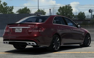 Mercedes-Benz W212 2016 E63 AMG S V5.0 1.54 5.0 thumbnail 3