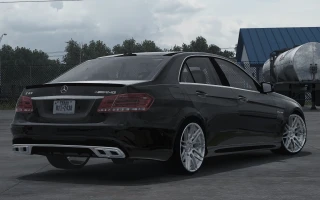 Mercedes-Benz W212 2016 E63 AMG S V5.0 1.54 5.0 thumbnail 9
