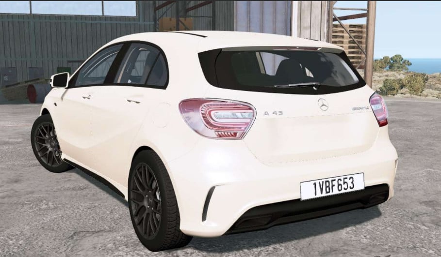 Mercedes-Benz A 45 AMG (W176) 2