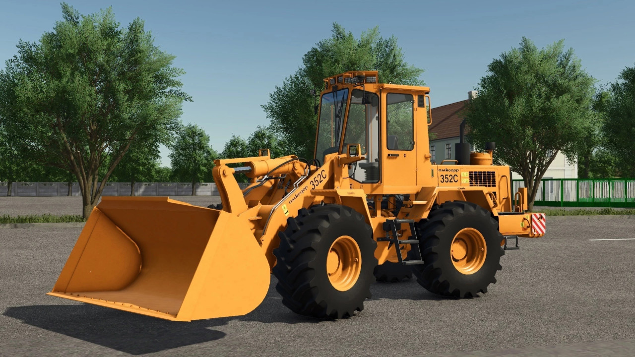 Amkodor-352C loader
