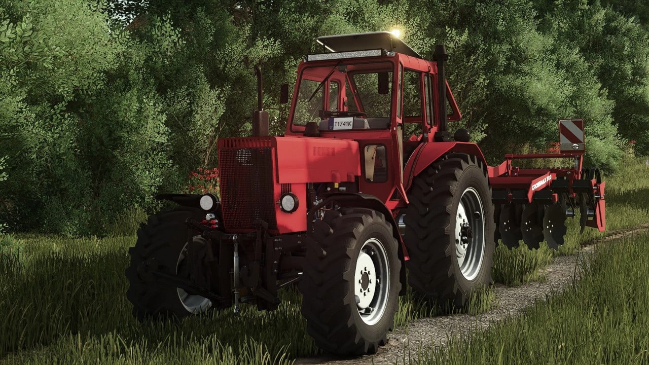 MTZ 82 BLK Beta