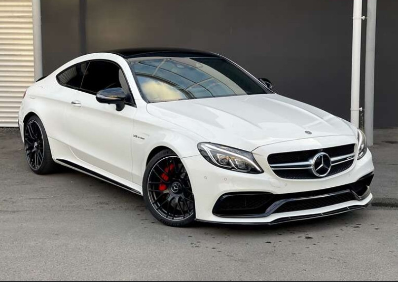 Mercedes Benz C63S AMG