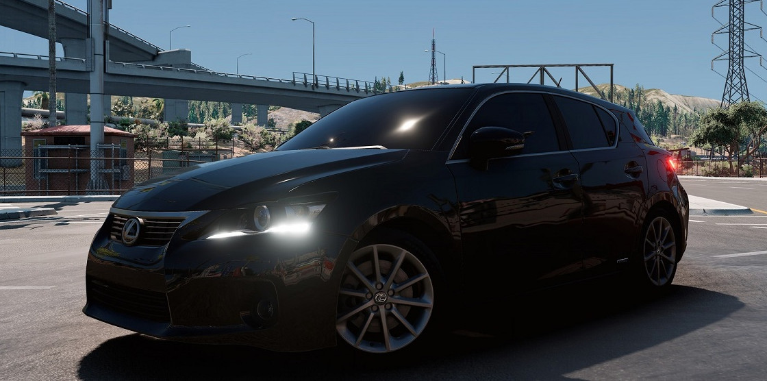 Lexus CT200H