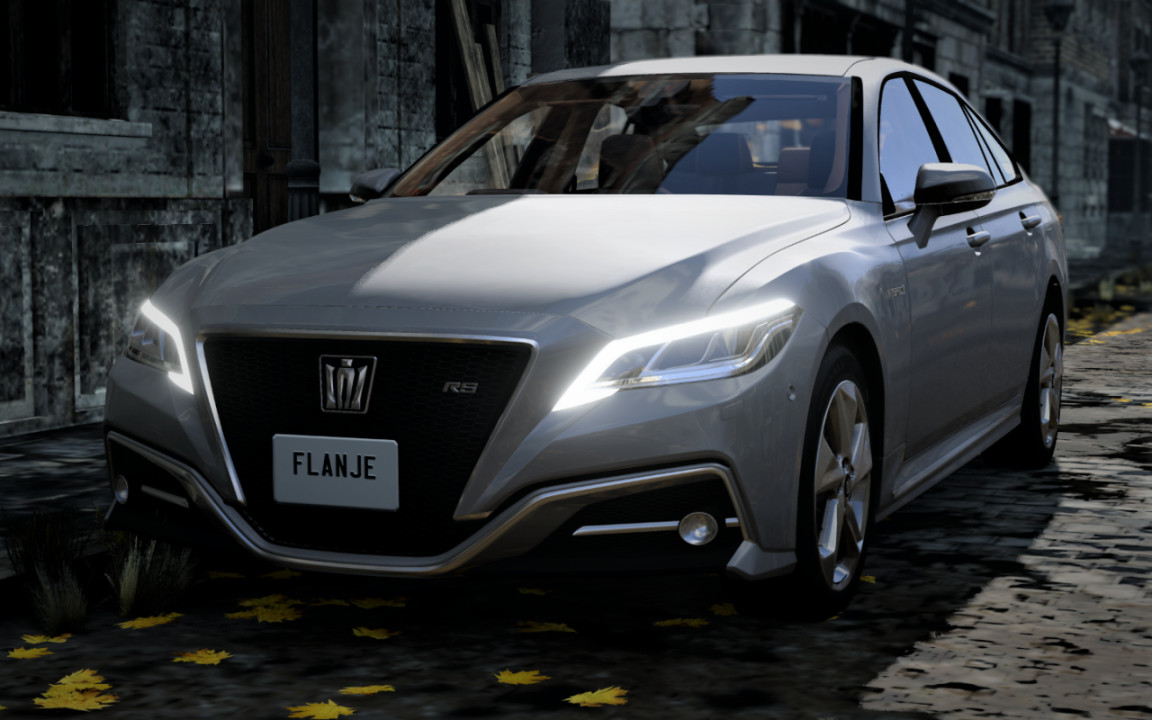 Toyota Crown RS 2018
