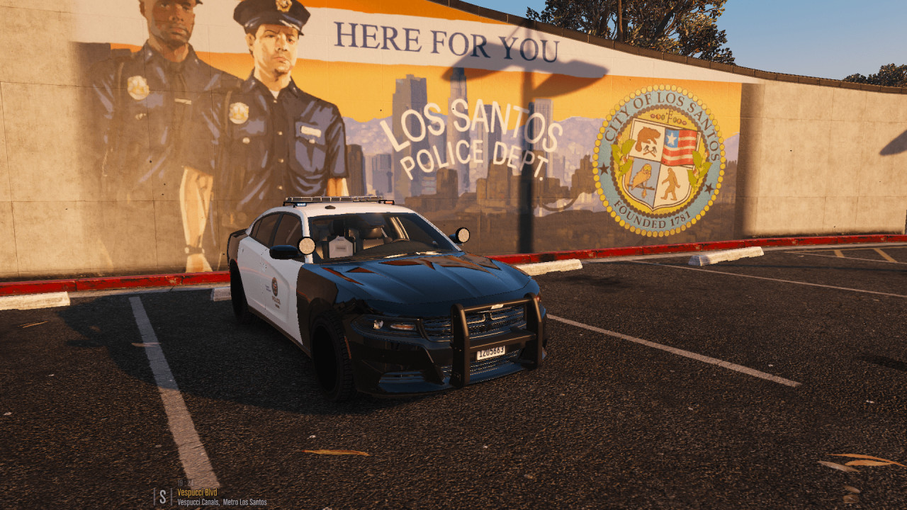 Fictional 2016 LAPD Style Dodge Charger