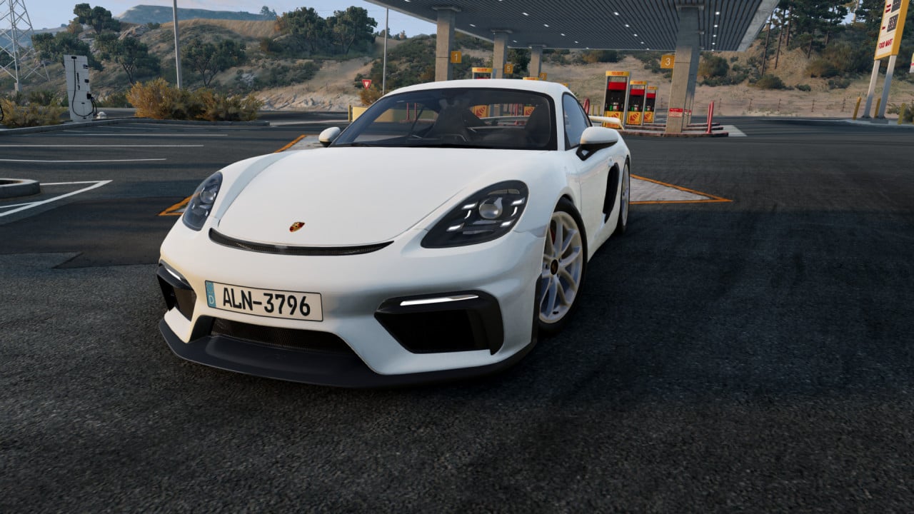 Porsche GT4 RS