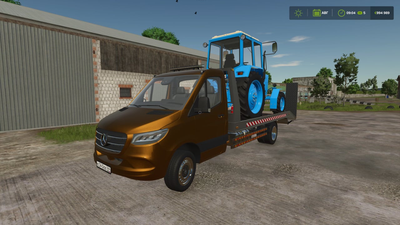 Mercedes-Benz Sprinter W910 tow truck
