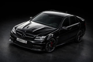 Mercedes Benz C63 w204 (kybic)