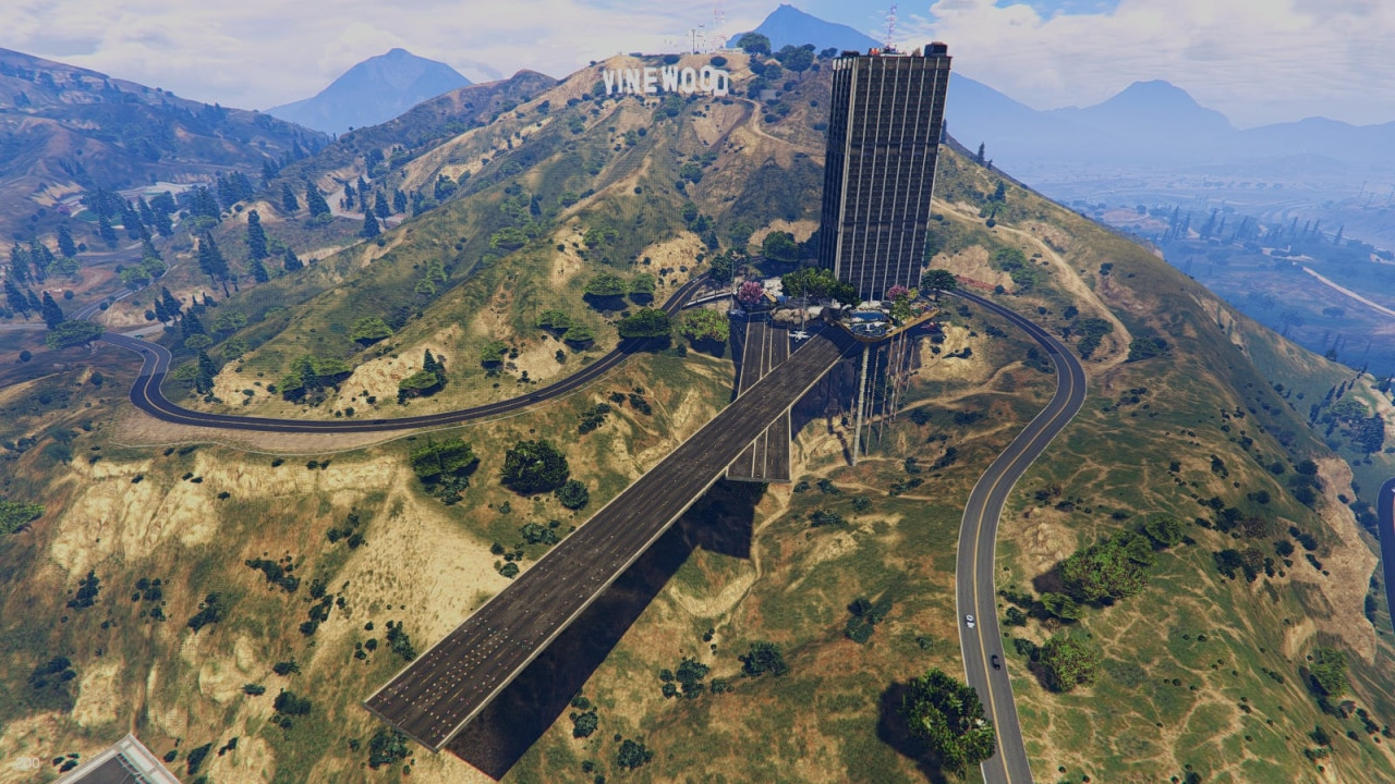 Luxurious Vinewood Tower (Tony Stark inspiration)