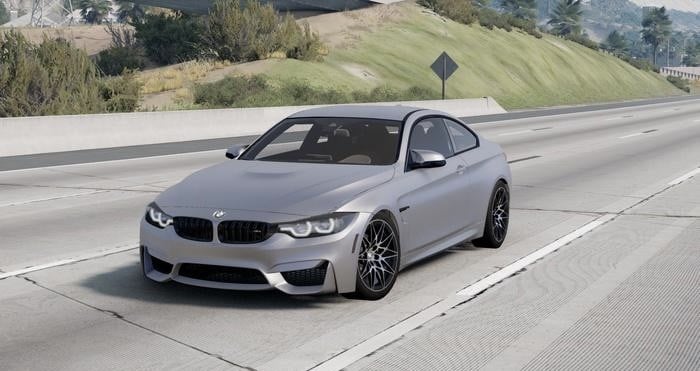 BMW M4 F82 Free