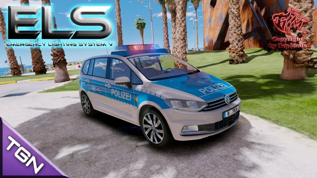 Volkswagen Touran 2016 Polizei Berlin