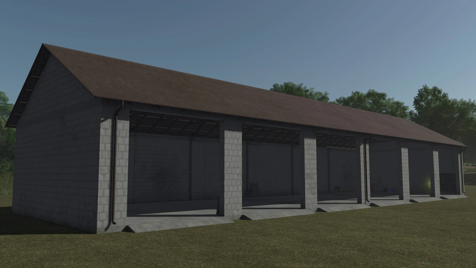 Big Open Garage With Workshop 1.0