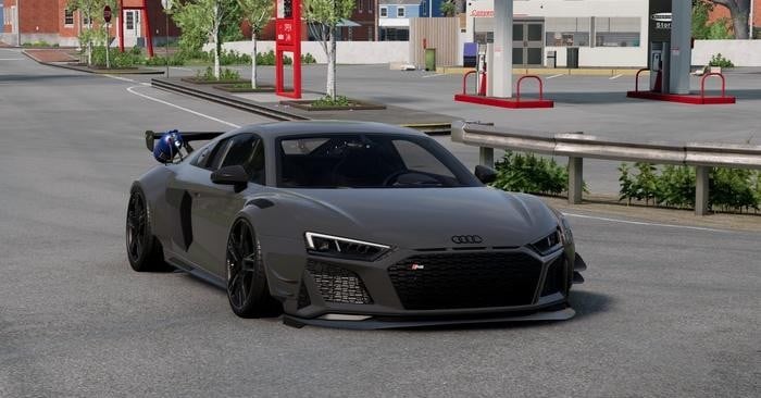 Audi R8 Free