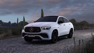 Mercedes-Benz GLE 63S AMG 1.3 thumbnail 3