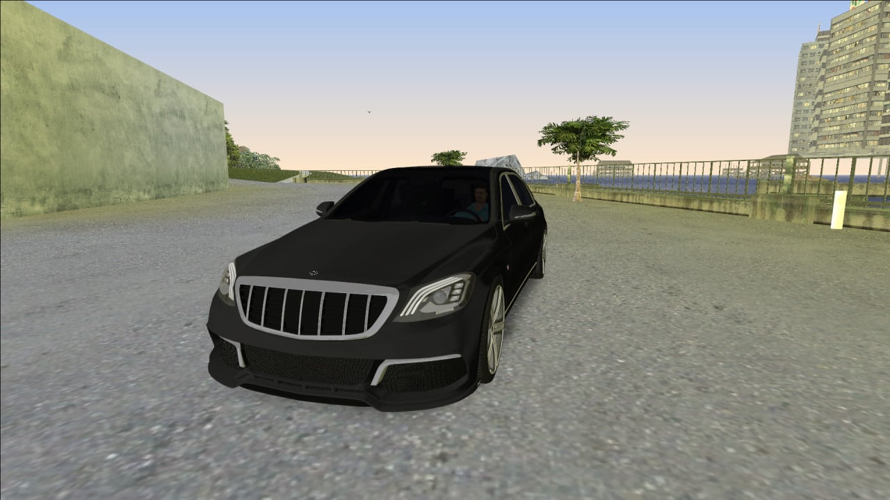 Mercedes W222 BRABUS 900