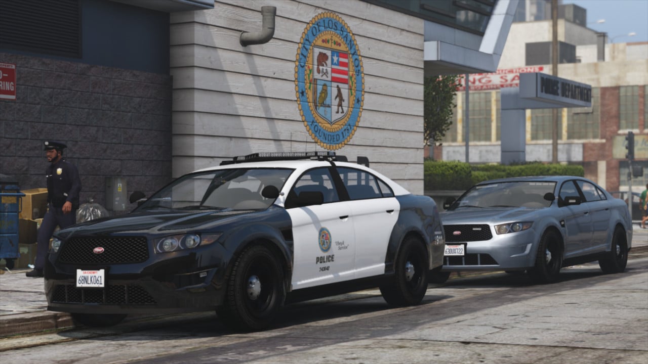 LSPD Vapid Interceptor Pack (Torrence) Slicktop, Lore Valor and Unmarked