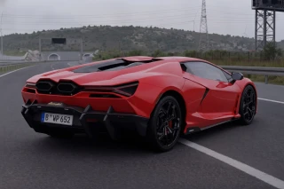 Lamborghini Revuelto 2025 1.3 thumbnail 3