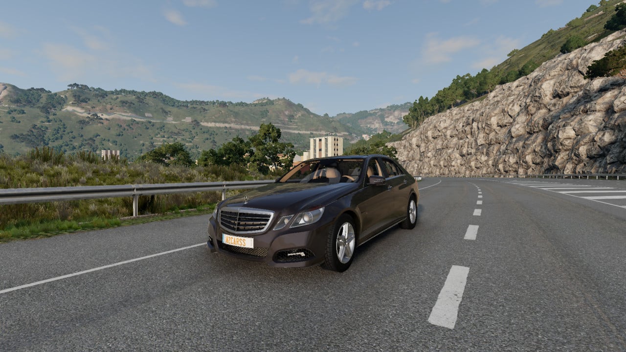 Mercedes-Benz W212