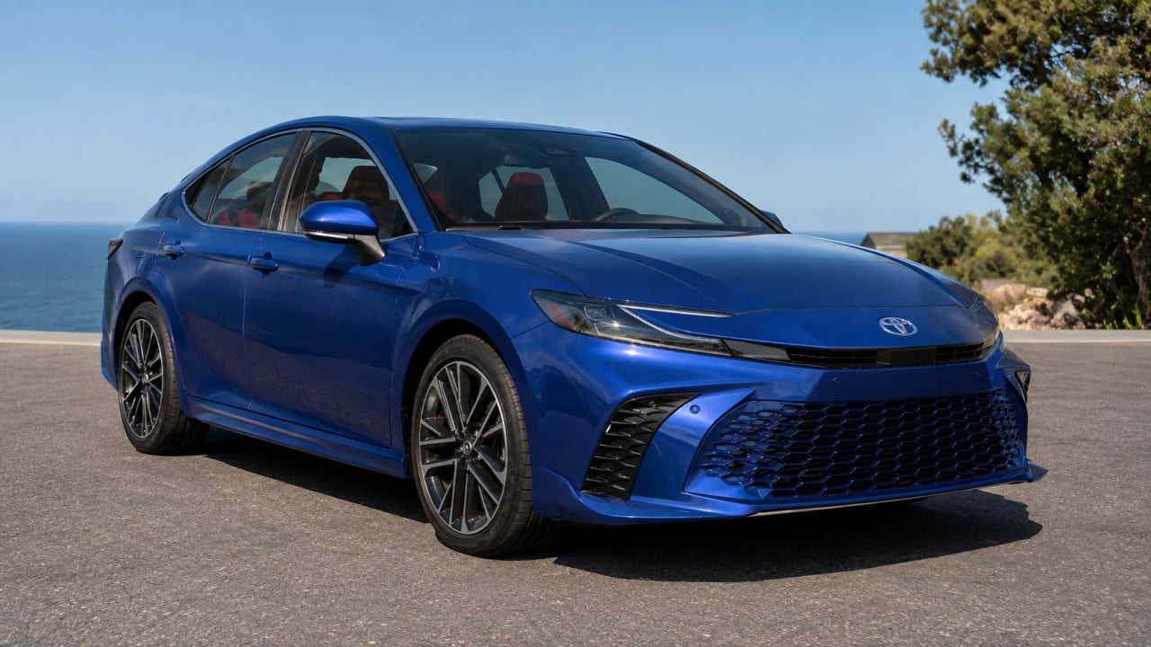 Toyota Camry 2025