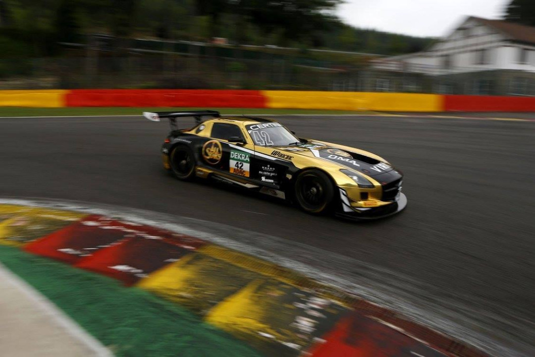 2015 ADAC "Team HP Racing" SLS GT3