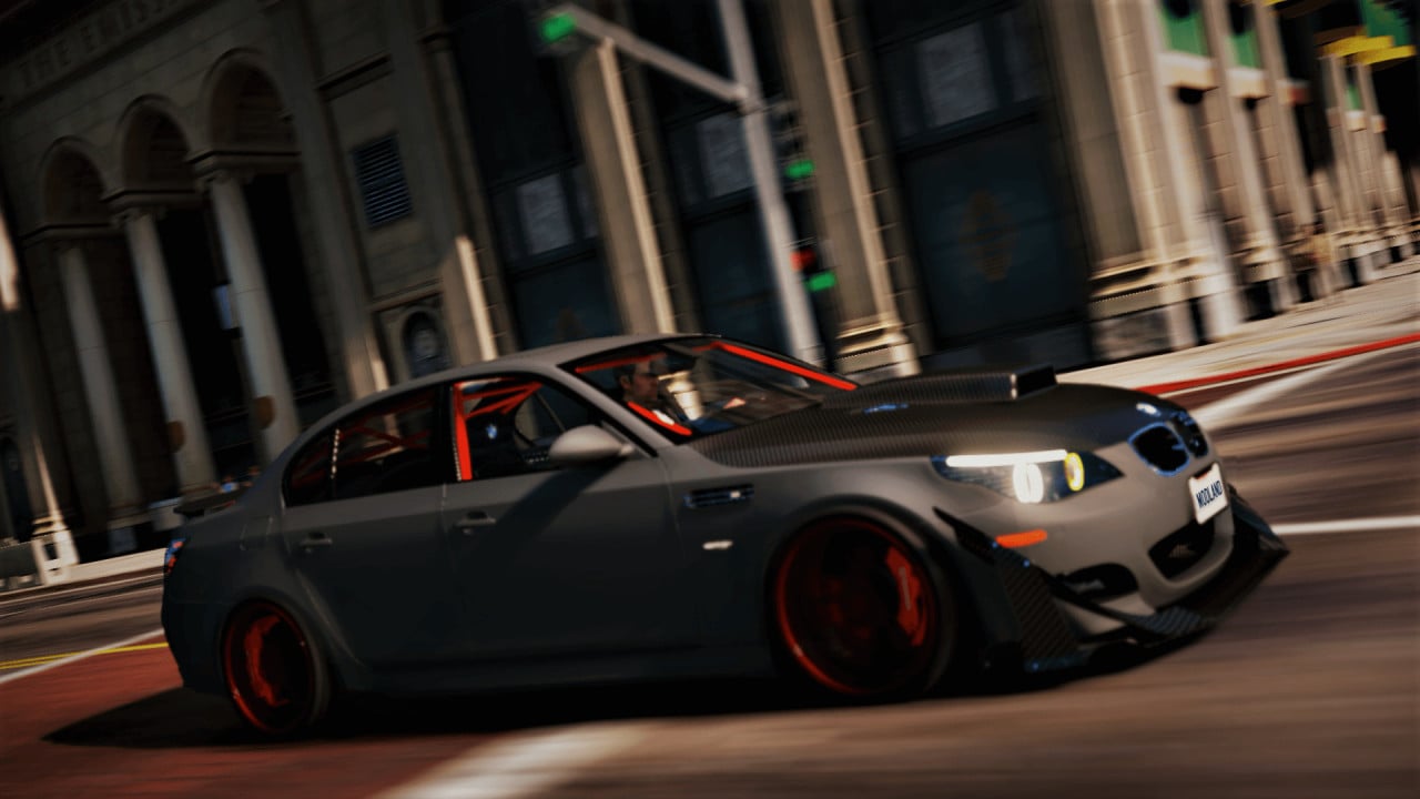 BMW M5 E60 Crazy exterior