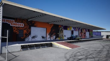 Long Beach Garage