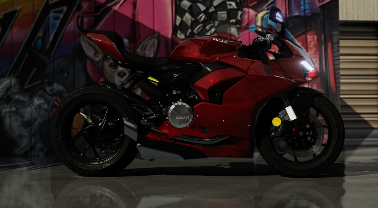 DUCATI PANIGALI V2