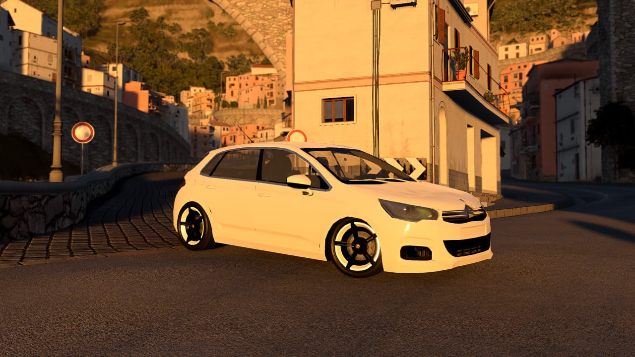 Citroen C4 / DS4