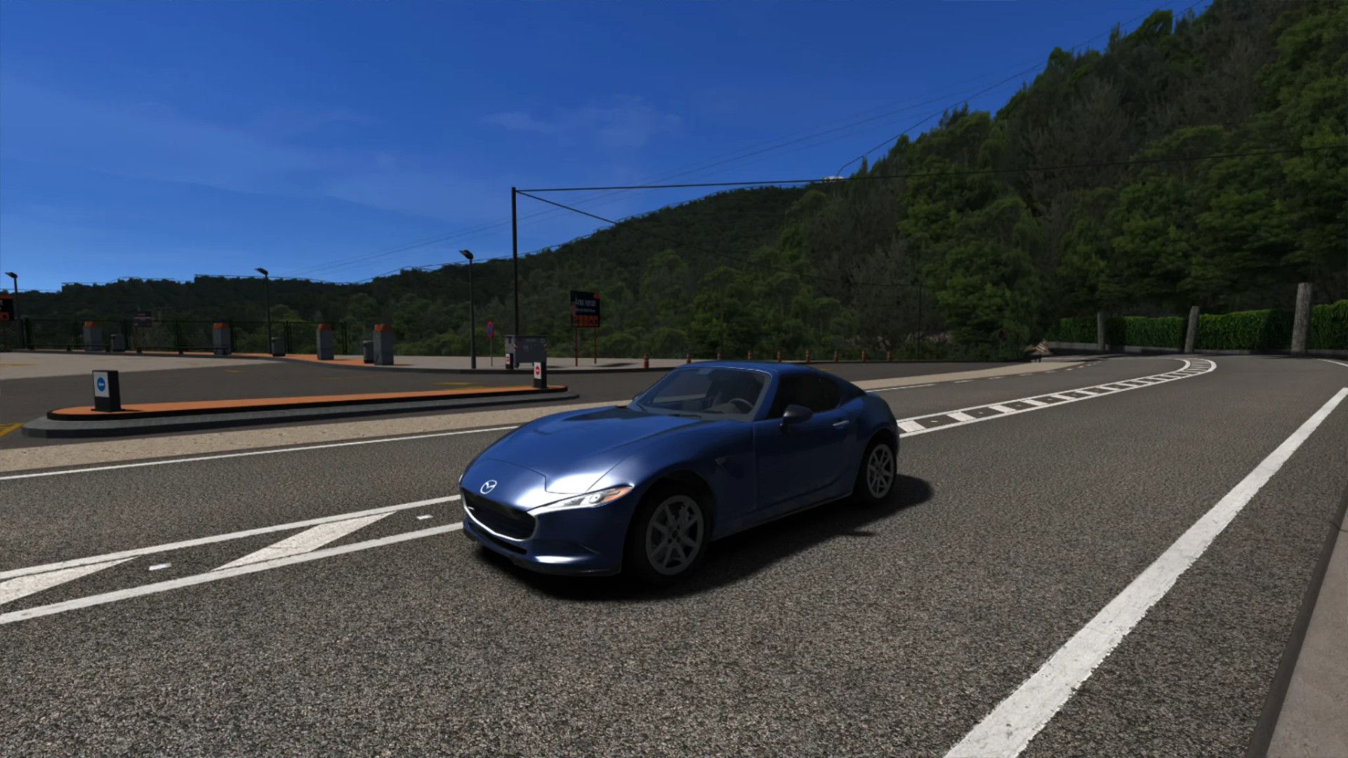 Mazda MX-5 NE image 2